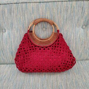 UNUSUAL AND BEAUTIFUL RED PURSE